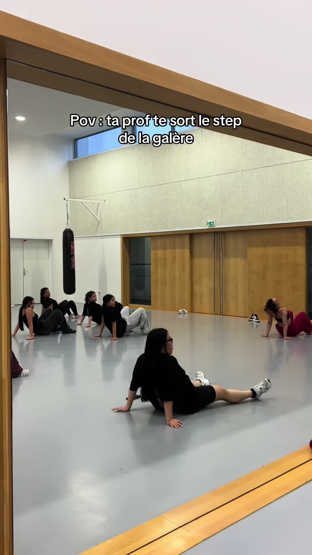 @NEEDS DANCE CREW