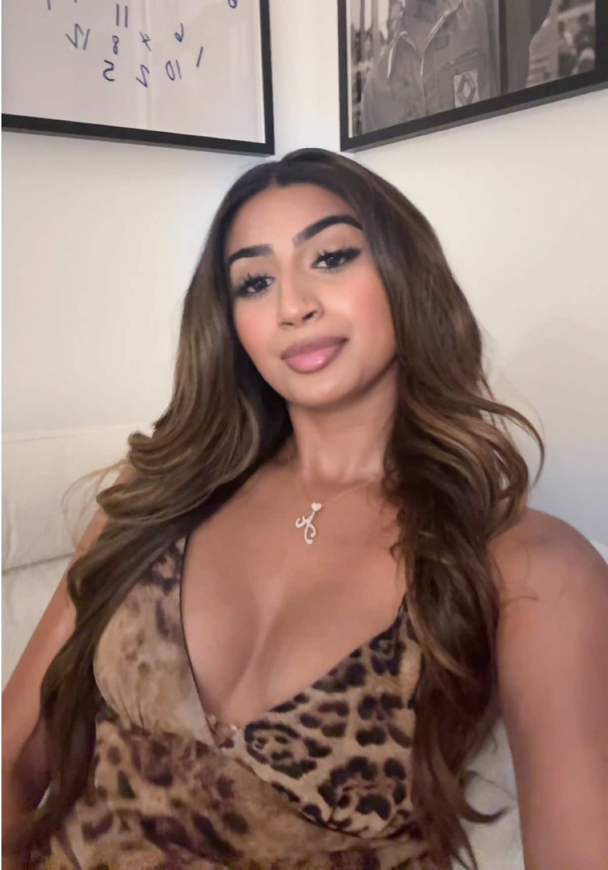 @akshileya