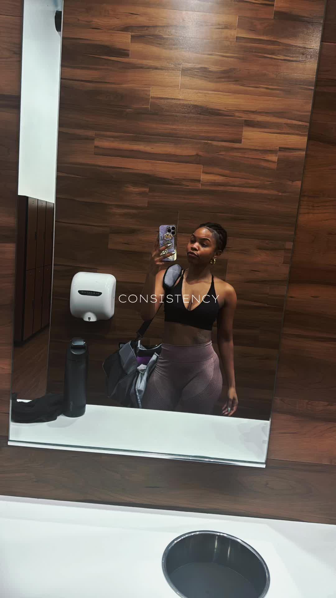 @thetiffanylv