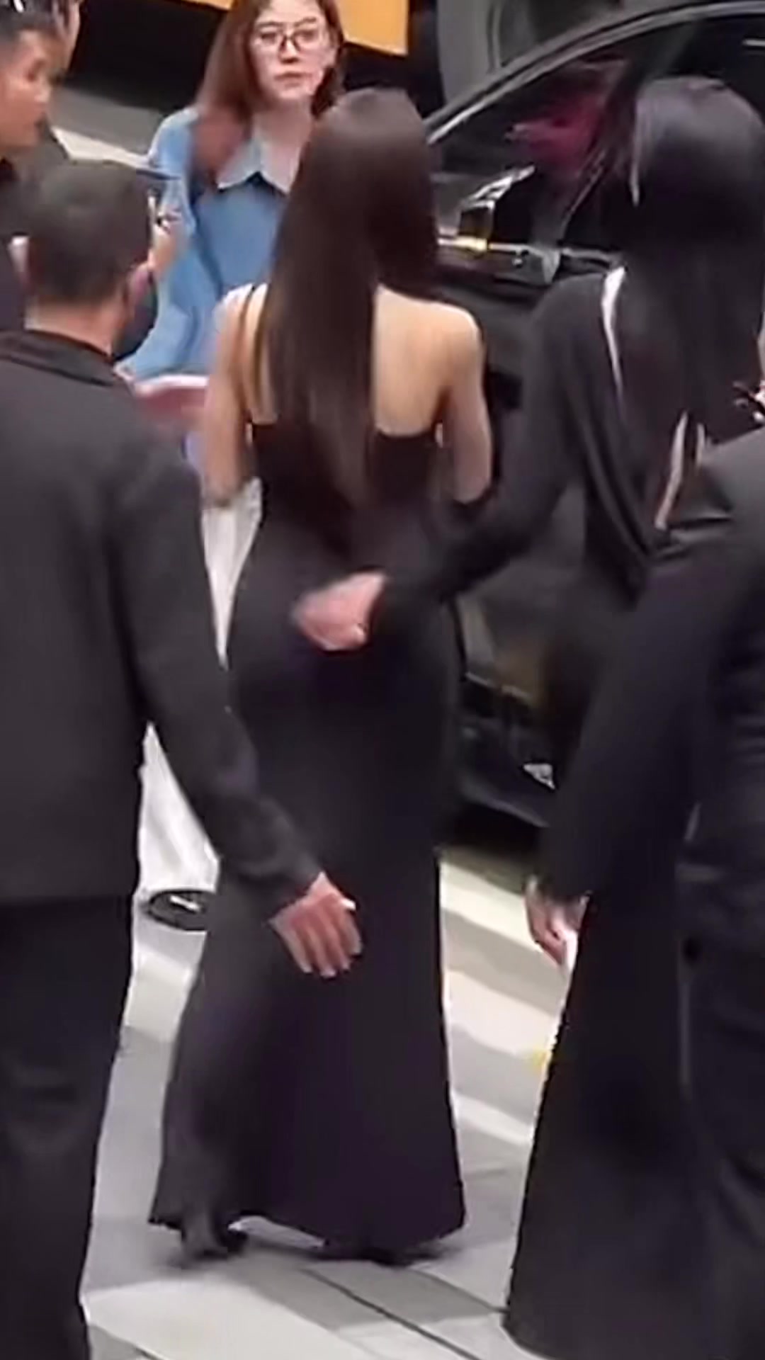 @Mai