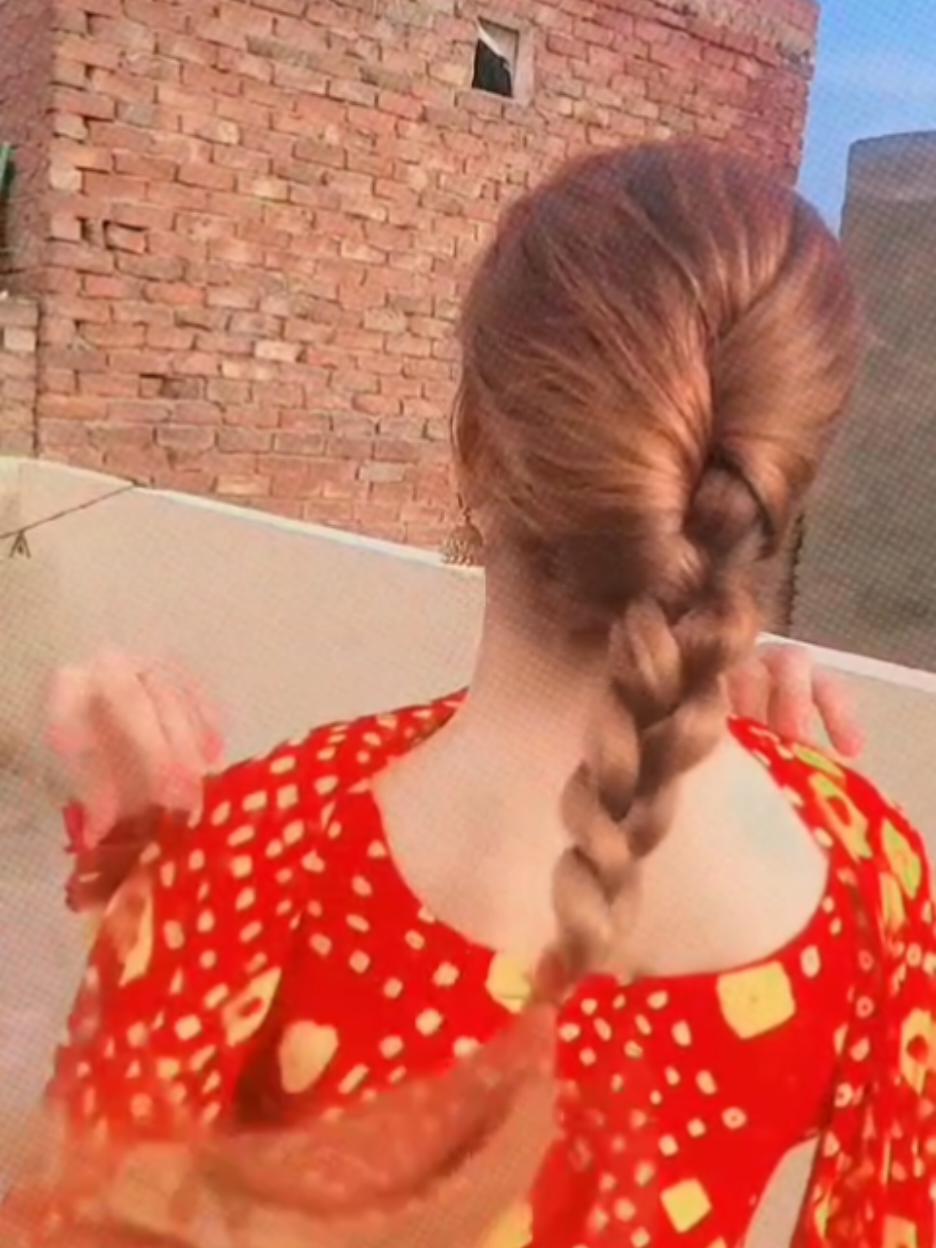 @Alina khan