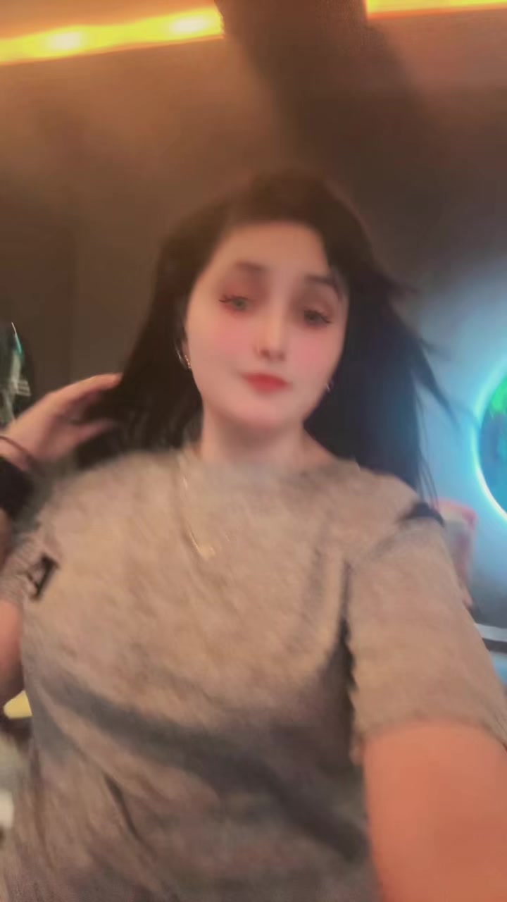 @Charming Queen 👸