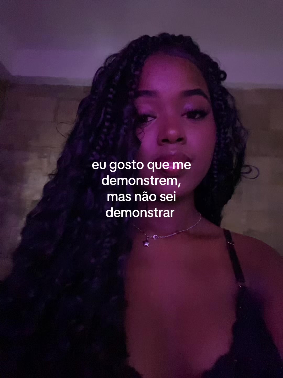 @tainá