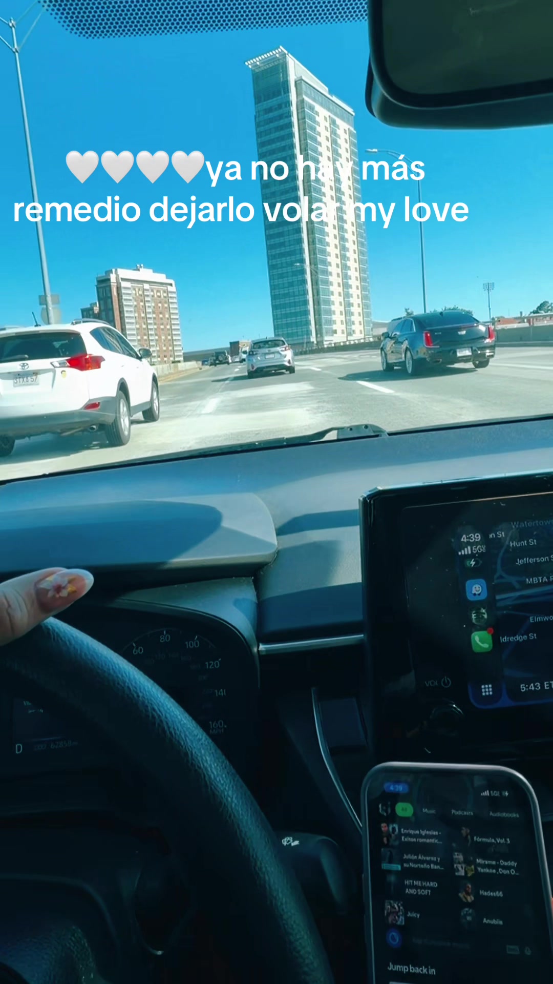 @Anna 💙🤍
