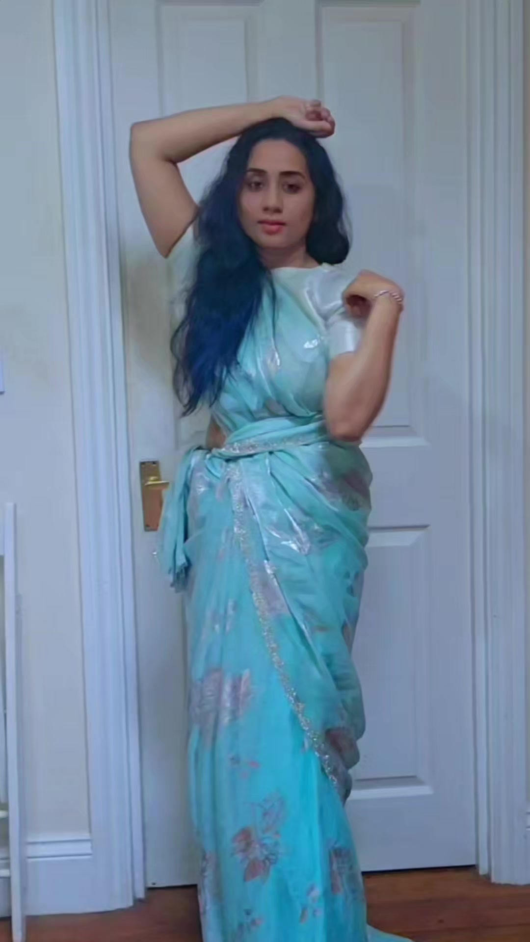 @roshnaroldon
