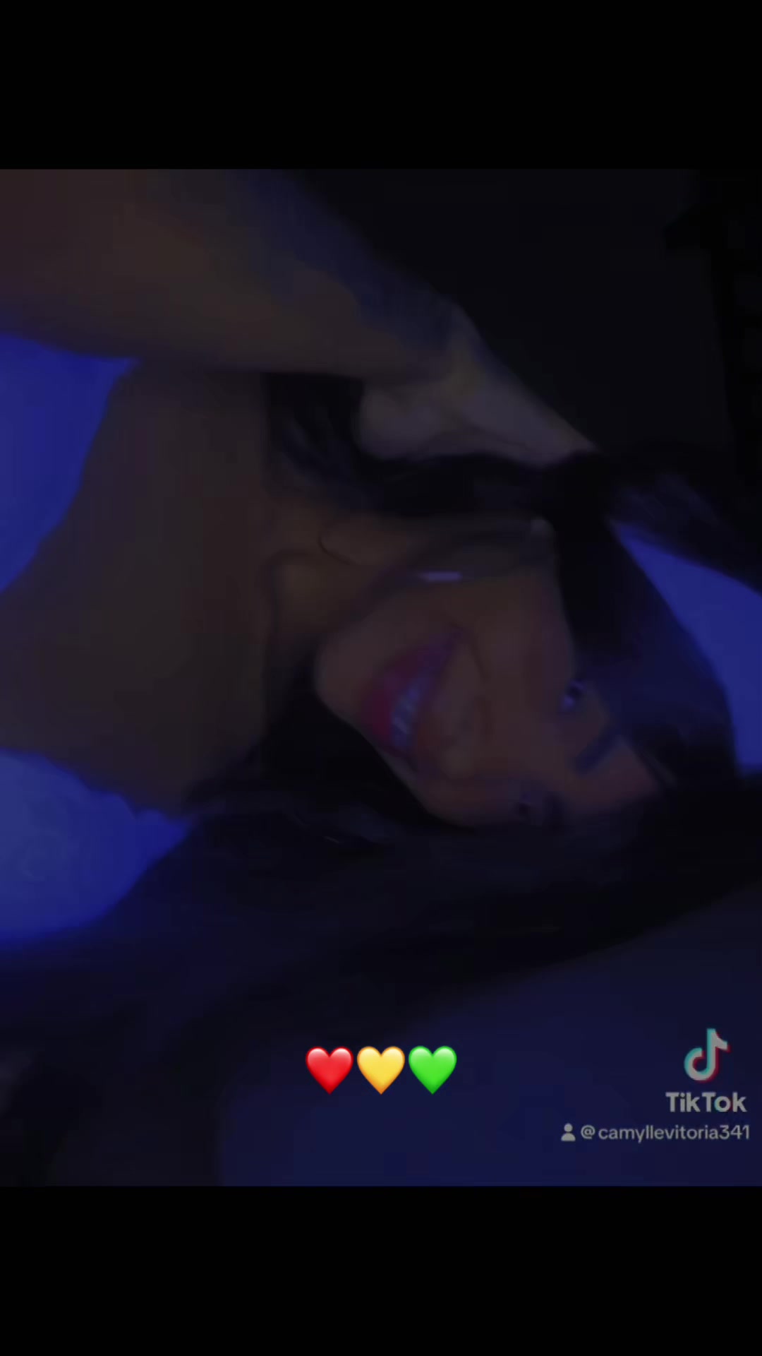 @Vit&oacute;ria 🖤