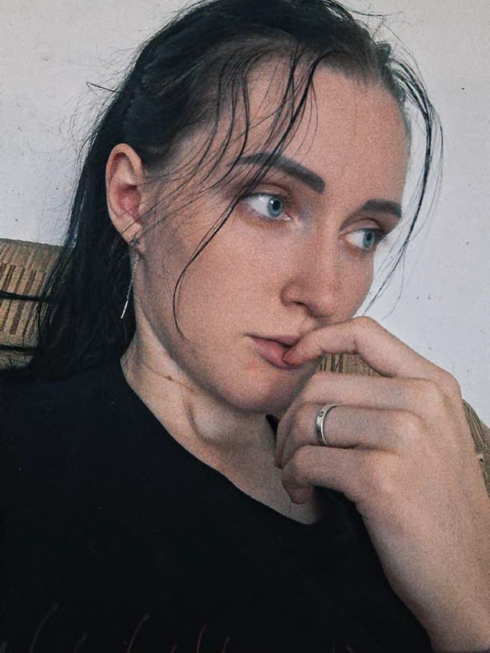 @Саша🖤