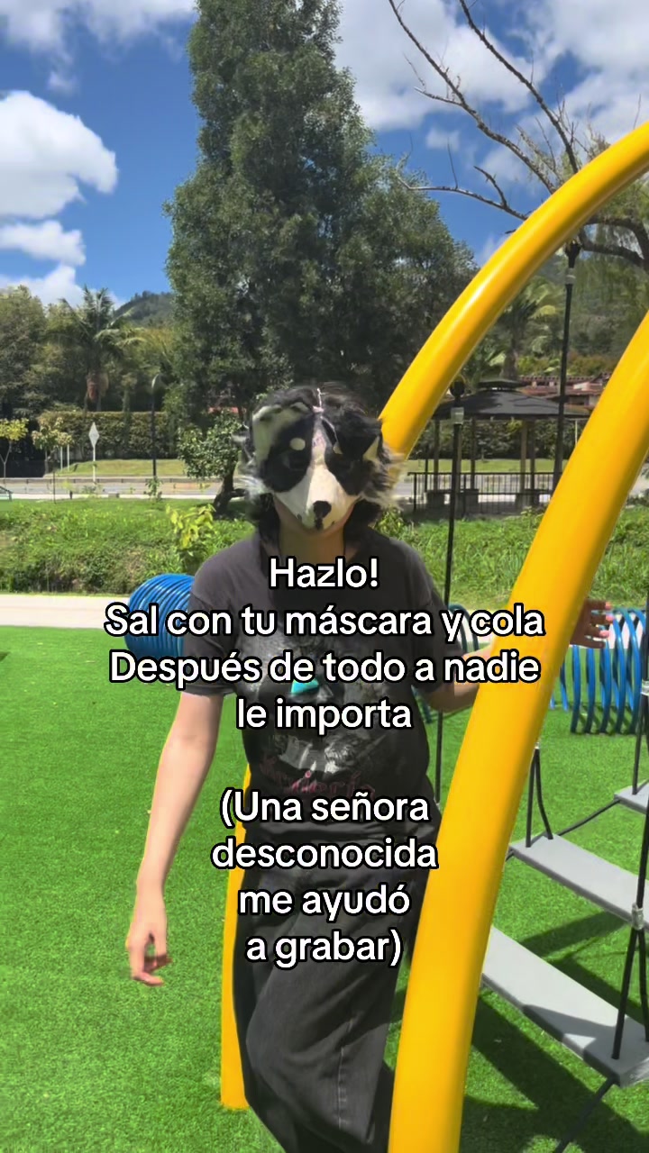 @𝓢 υηηу ⃤⃝🦈