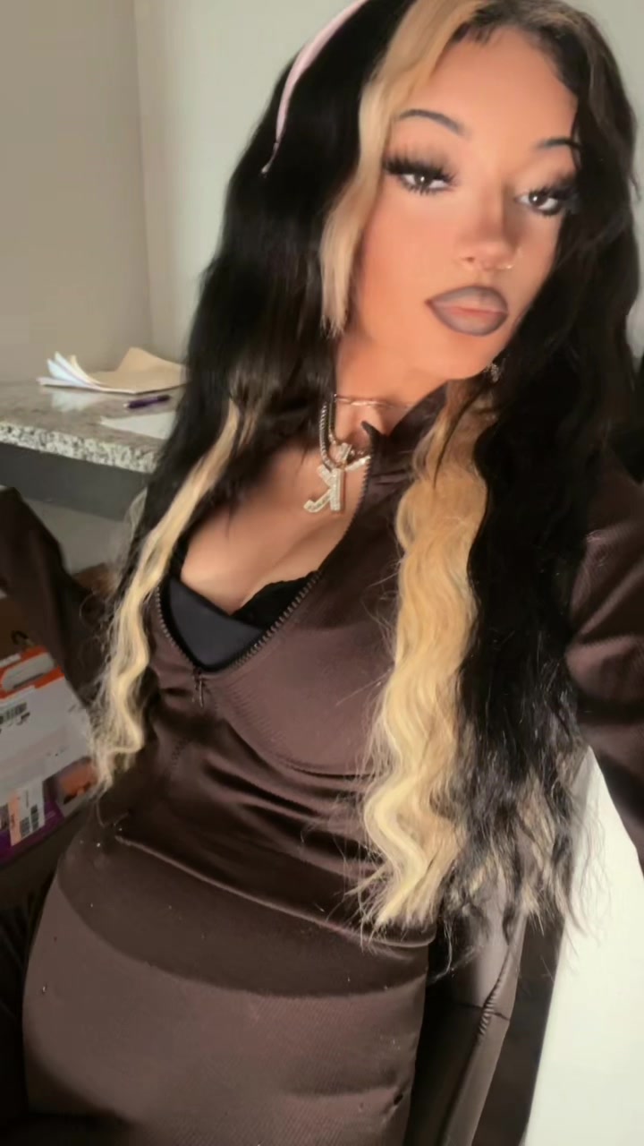 @Valentine._$$