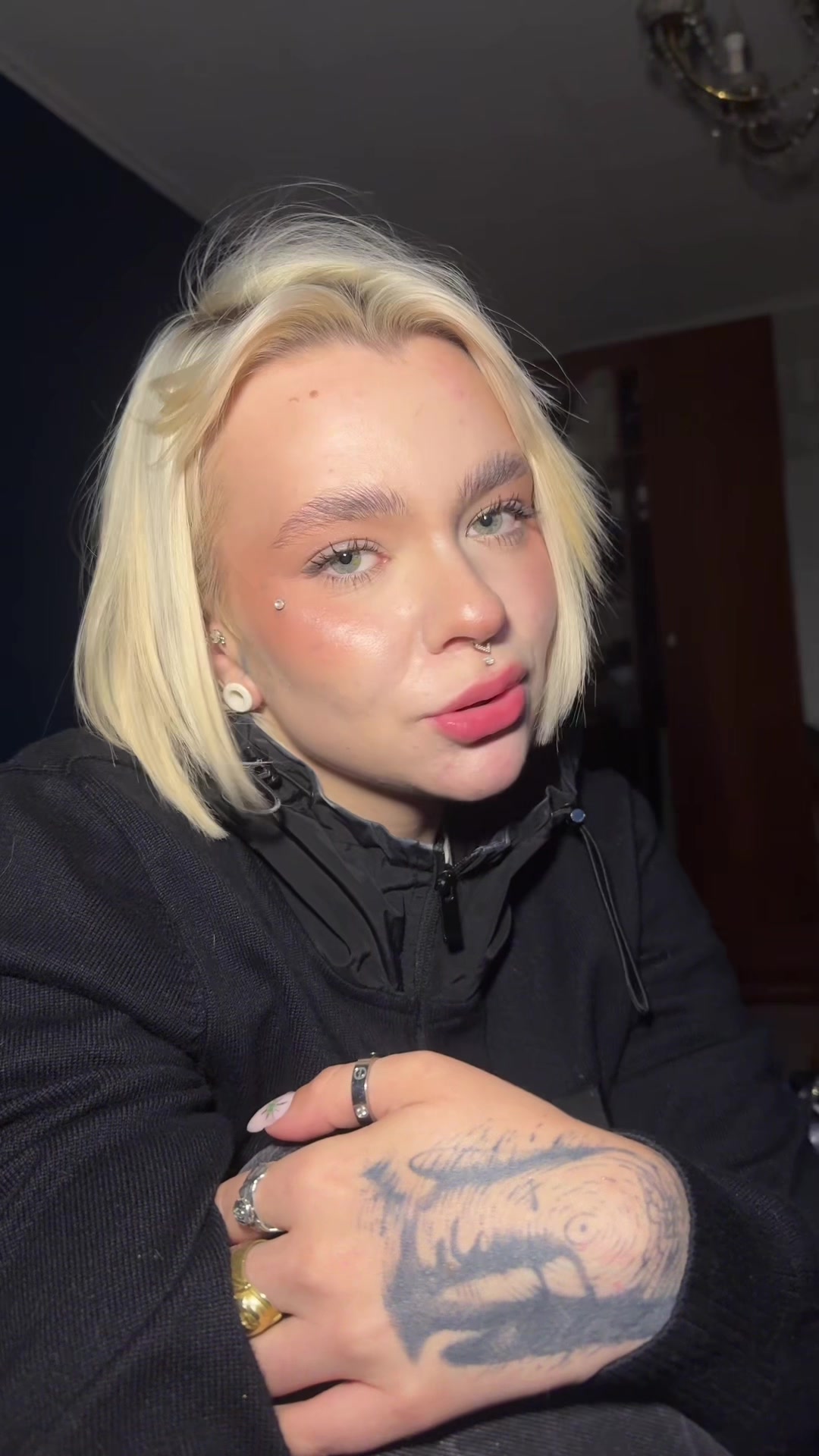 @Полина