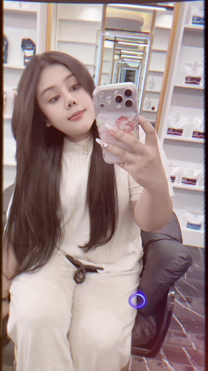 @py1352