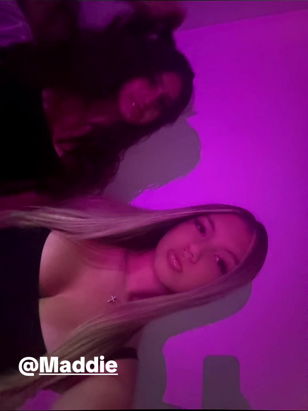 @L💫