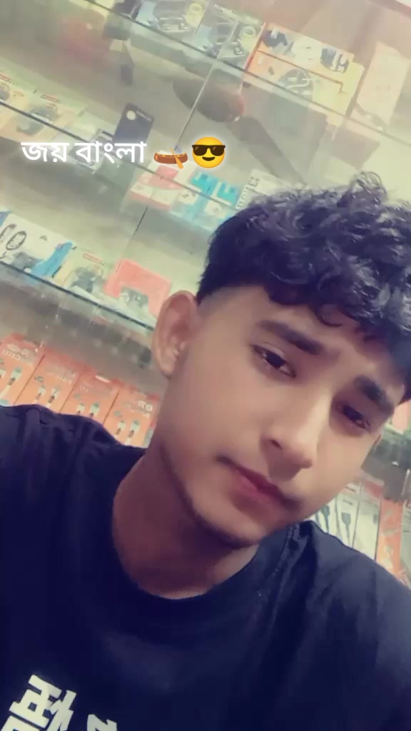 @চিংগাম 🕴️😁