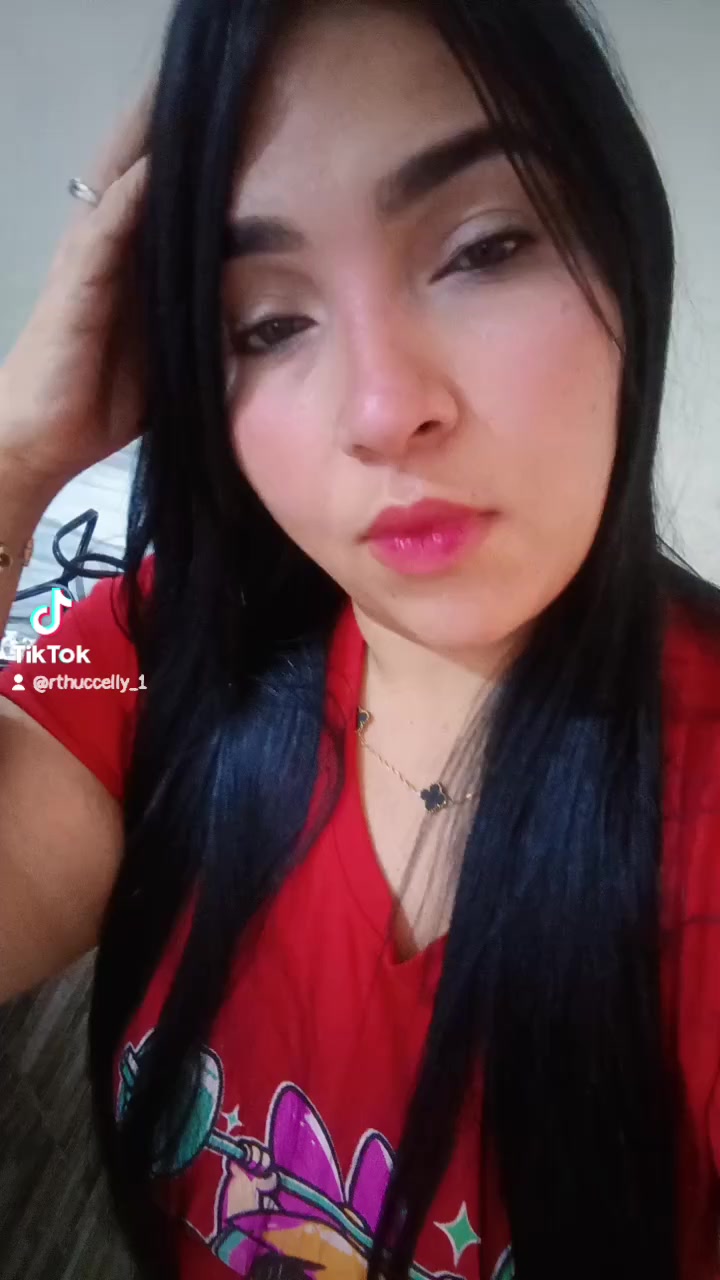 @Rthuccelly Parra