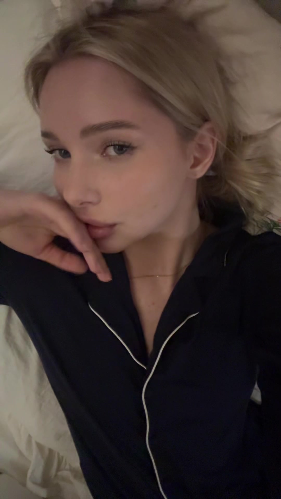 @mari😼