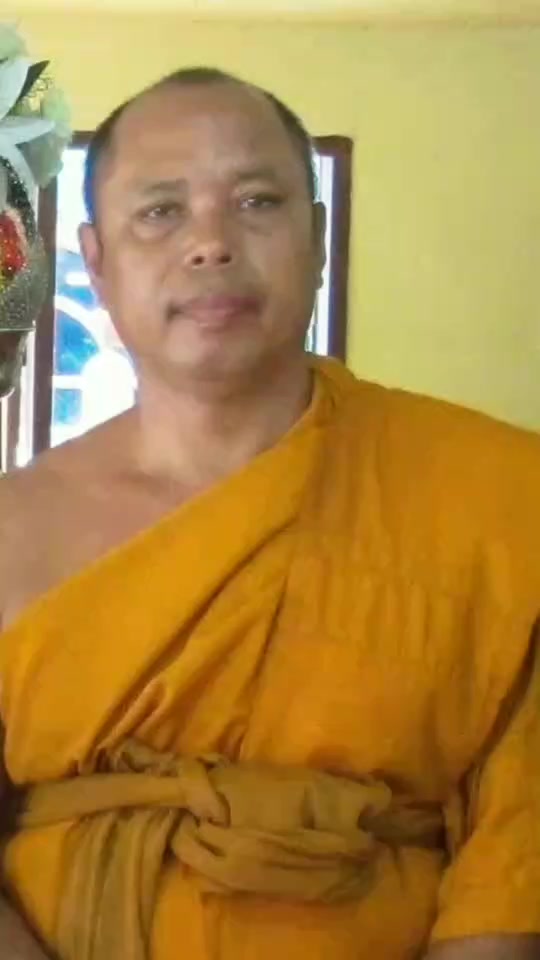 @"แสงสว่าง เสมอด้วยปัญญาไม่มี"