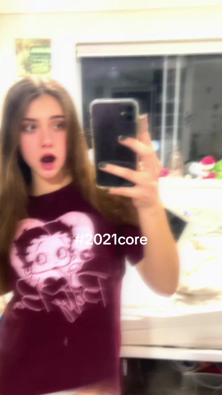 @Ella