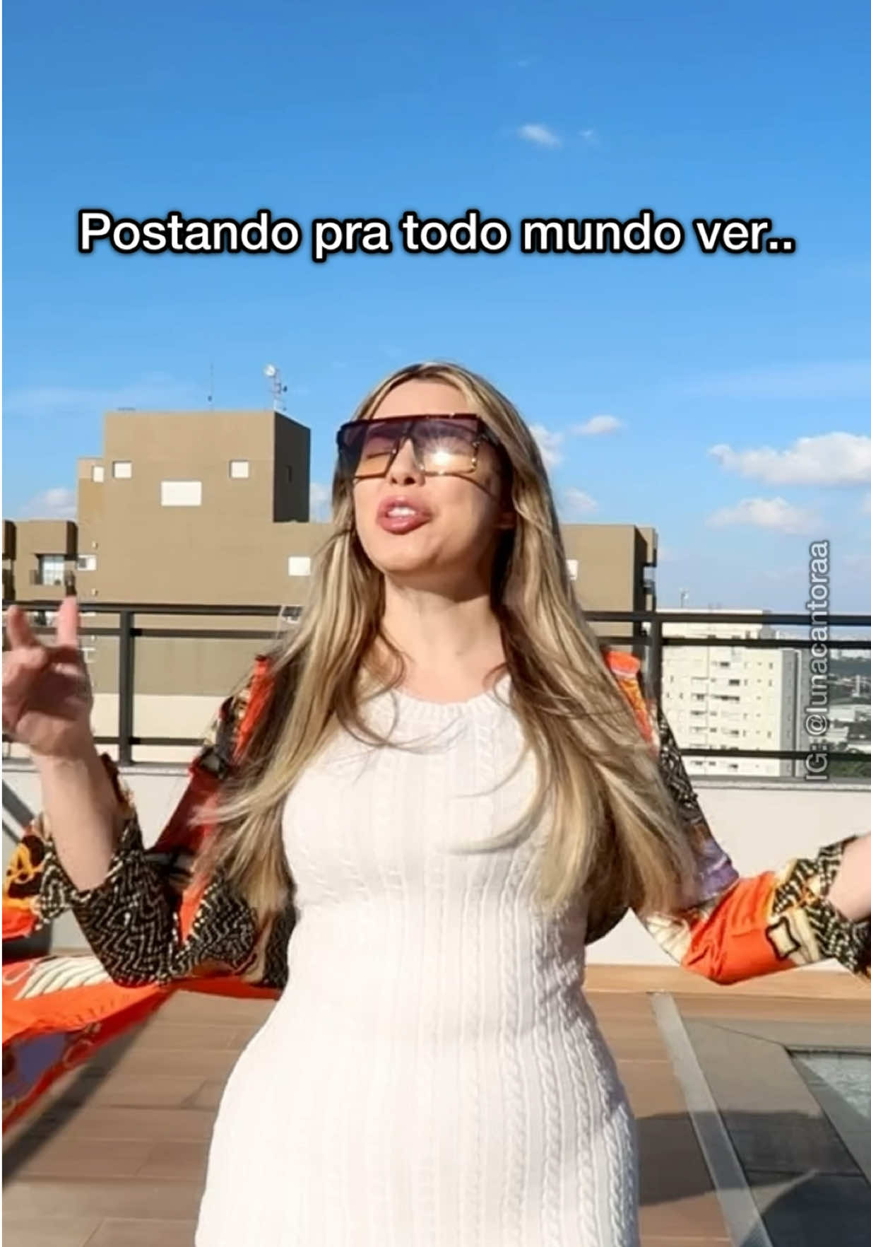 @Luna