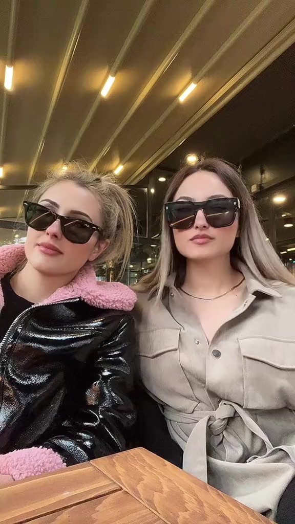 @Lily