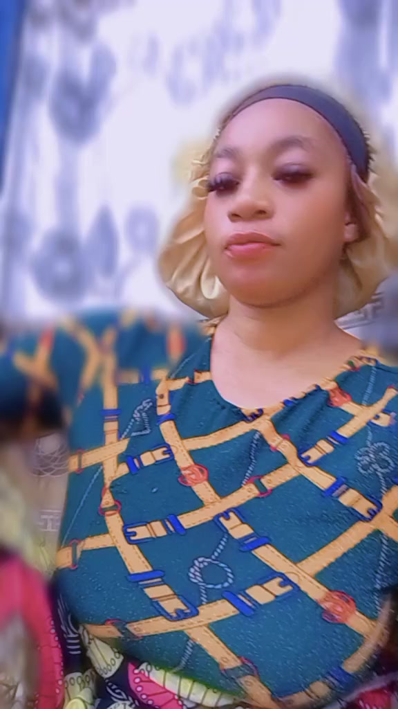 @mputu Sarah