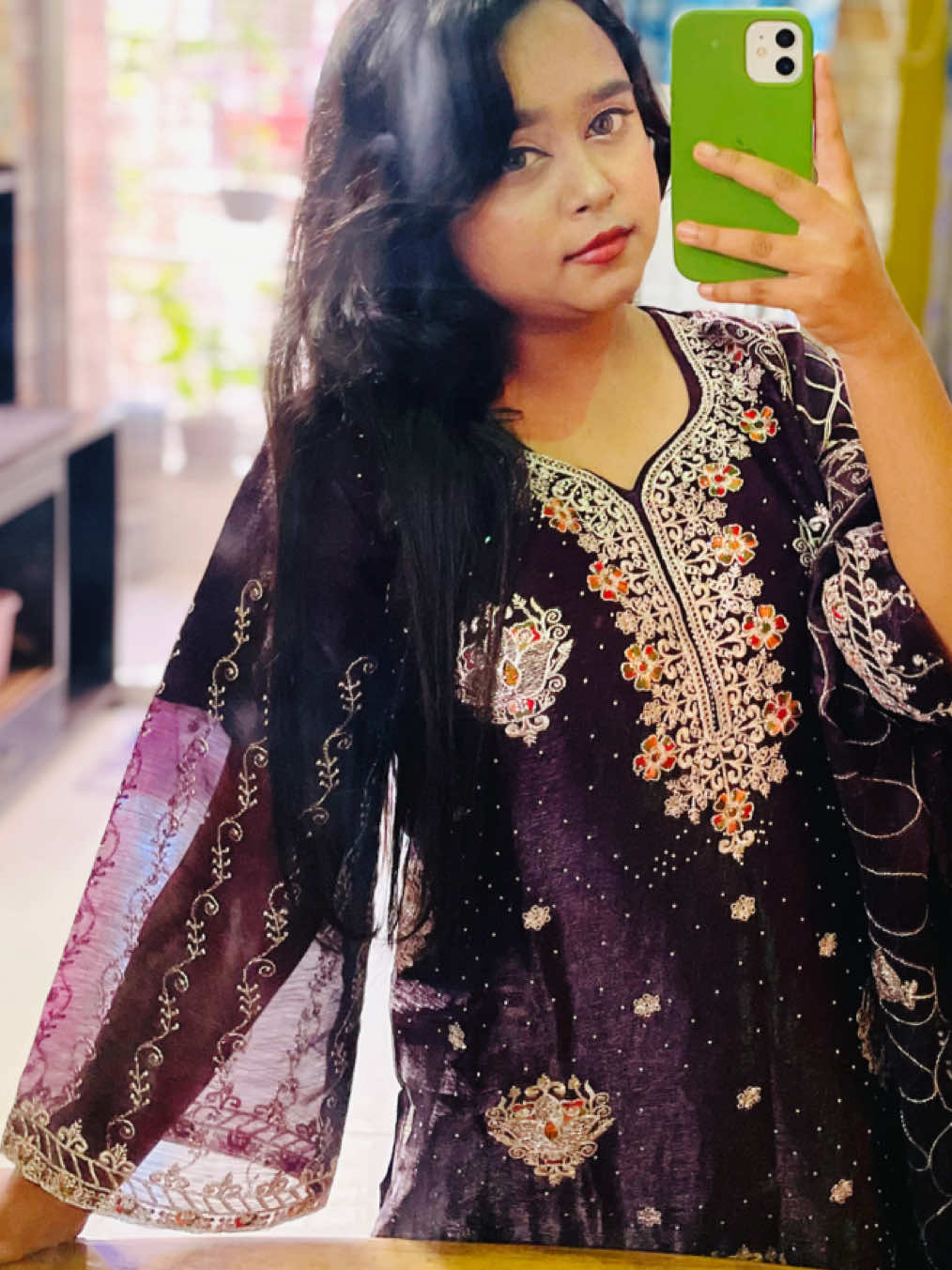 @👸