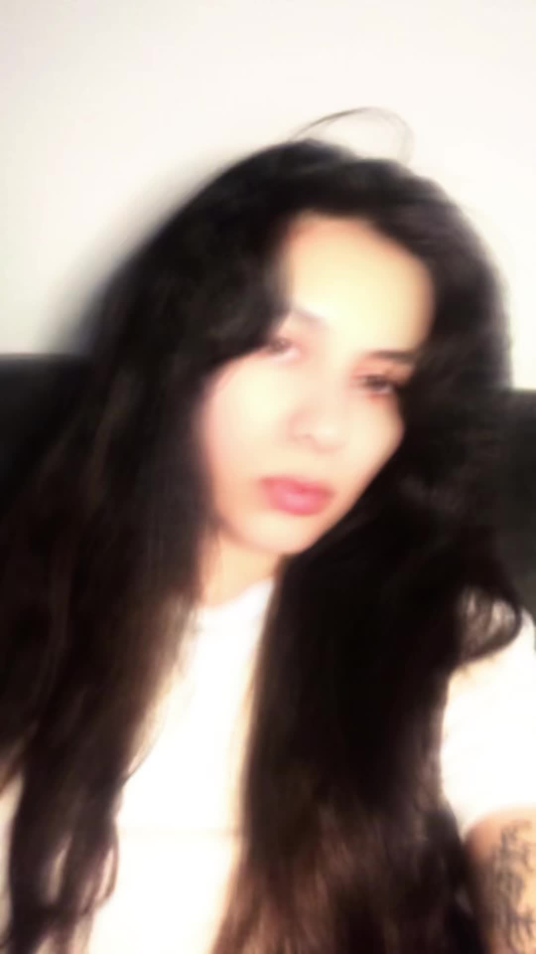 @Mia