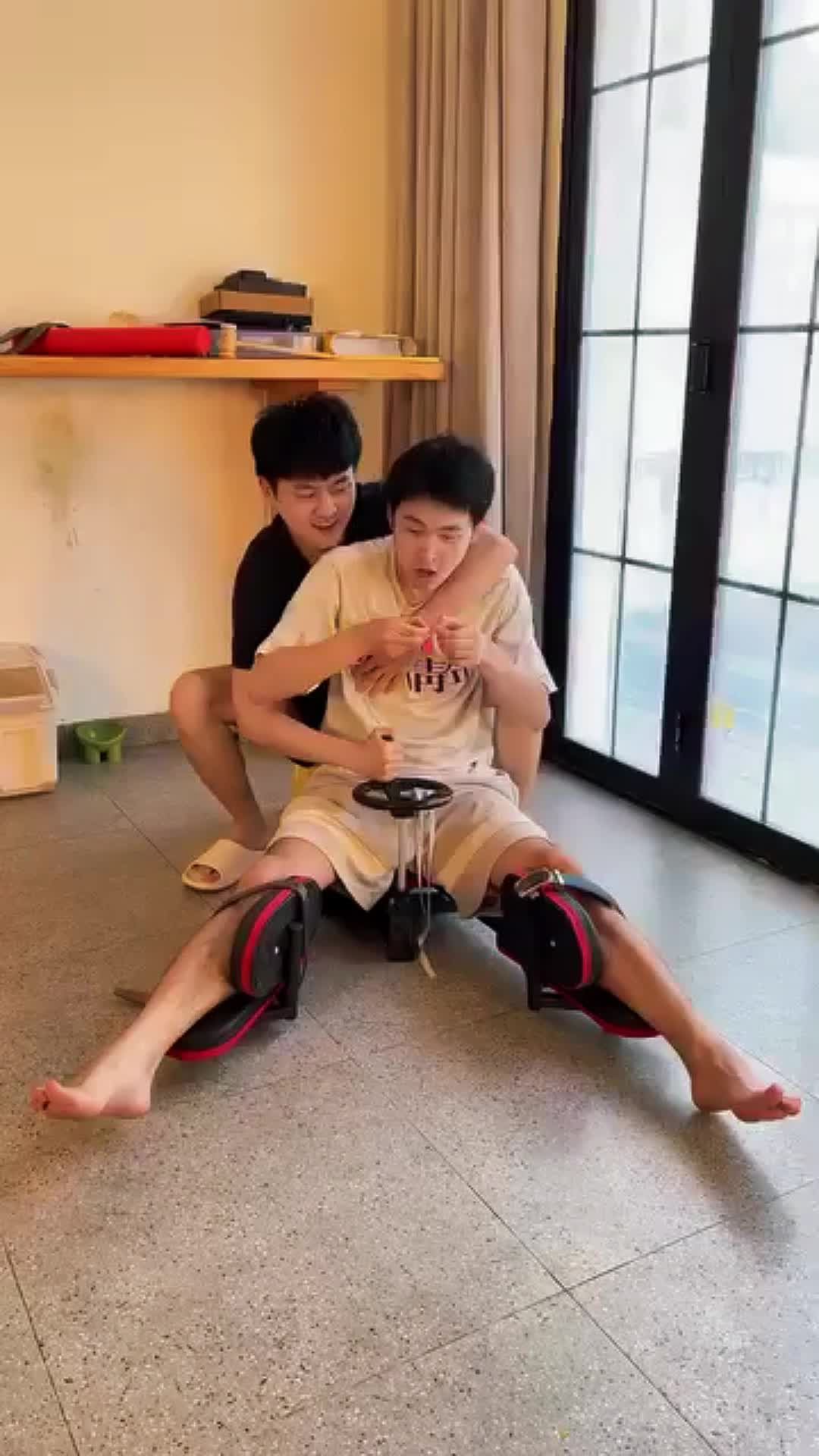 @Laugh Doze 5
