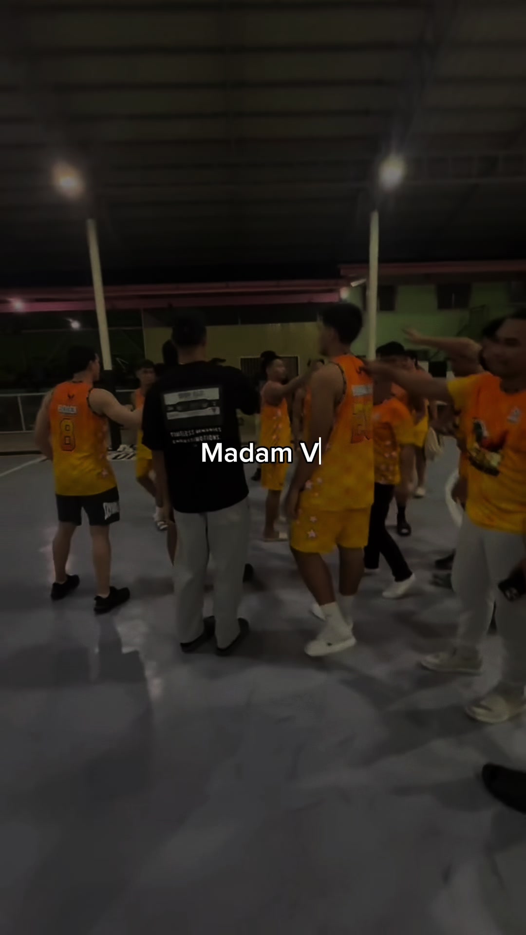 @apihoops_