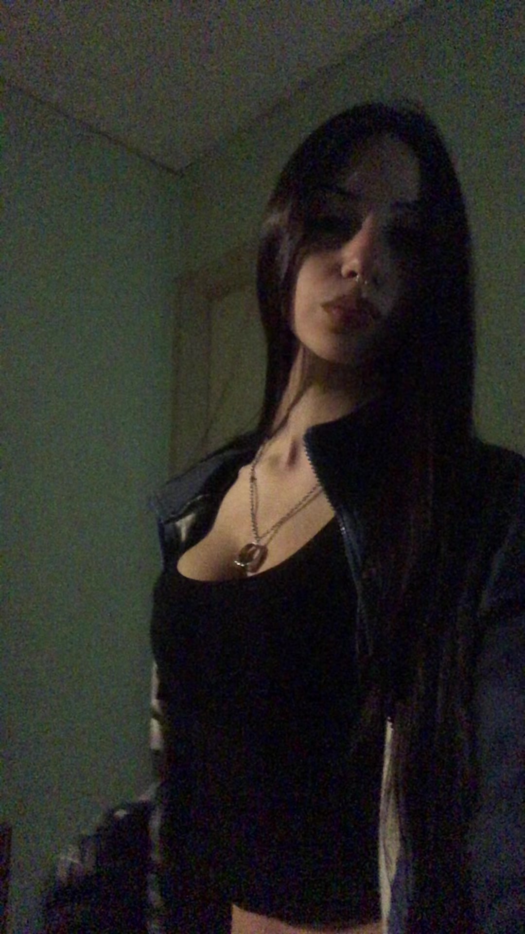@𝒿