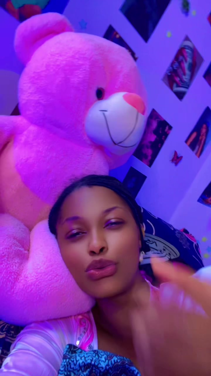 @Bb__MiRa🦋🔥💕