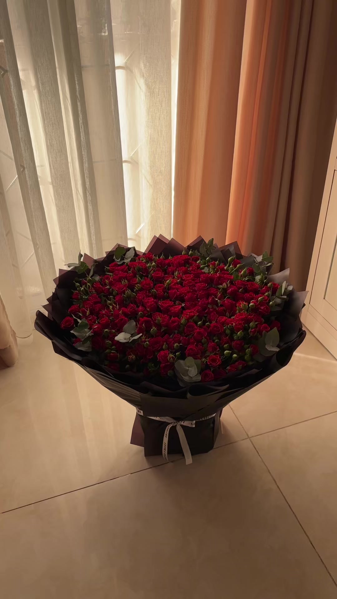 @LYORA FLOWERS | ليورا