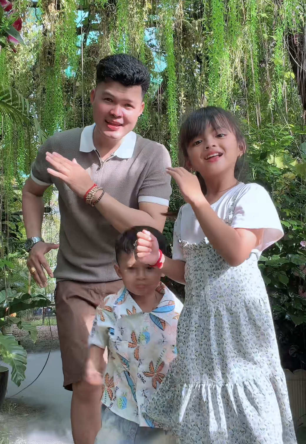 @srondymongll-គ្រូឌីម៉ង់