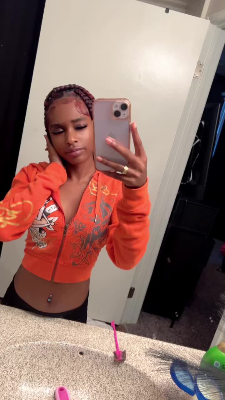 @therealindiaskyy