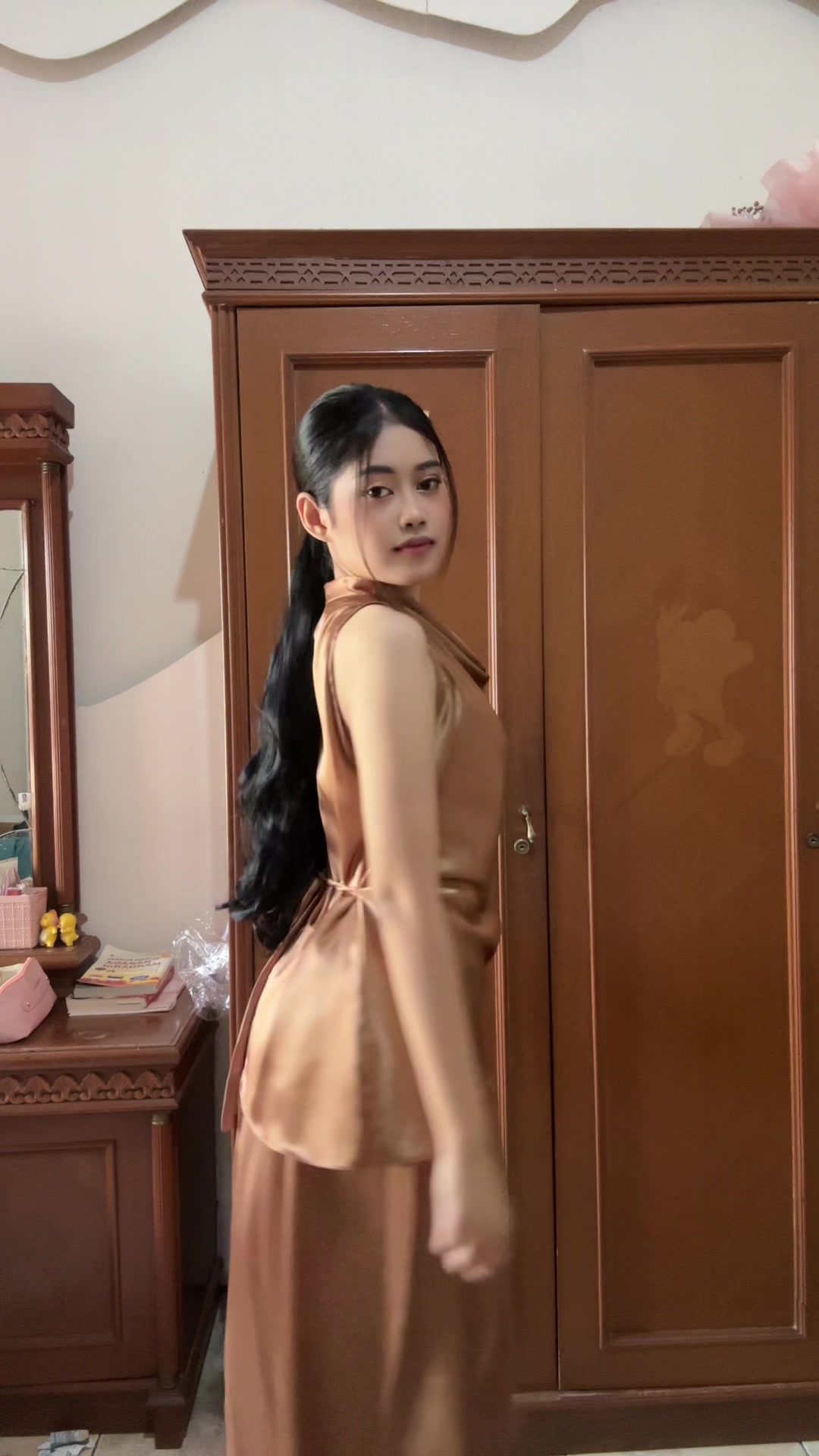 @罗海娜 Hanalia