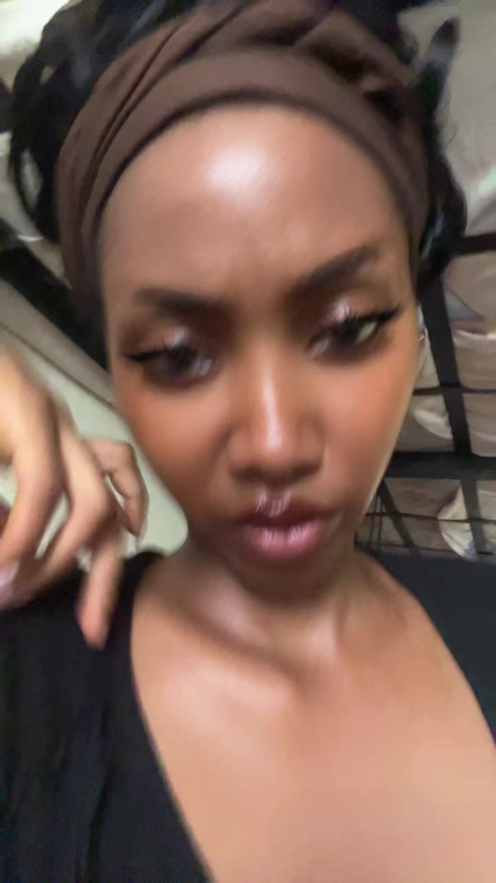 @shezpretty_