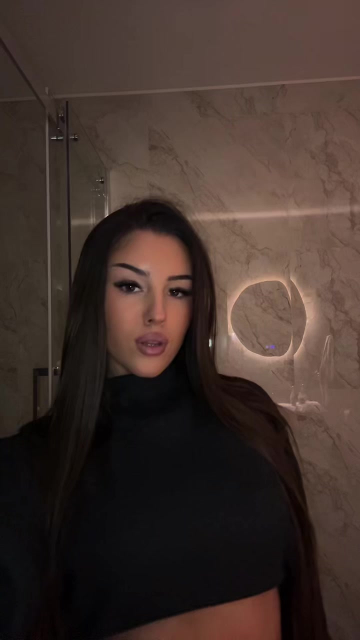 @KM