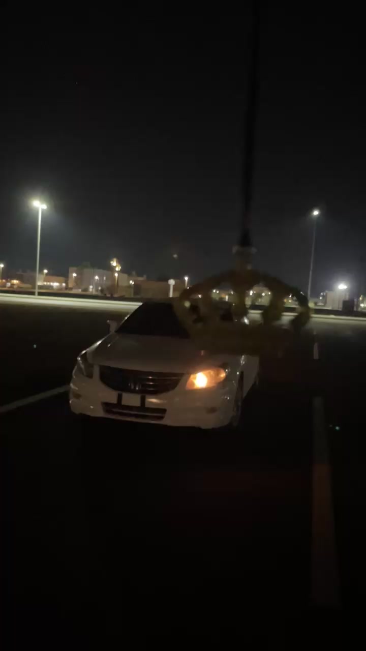 @𝐌