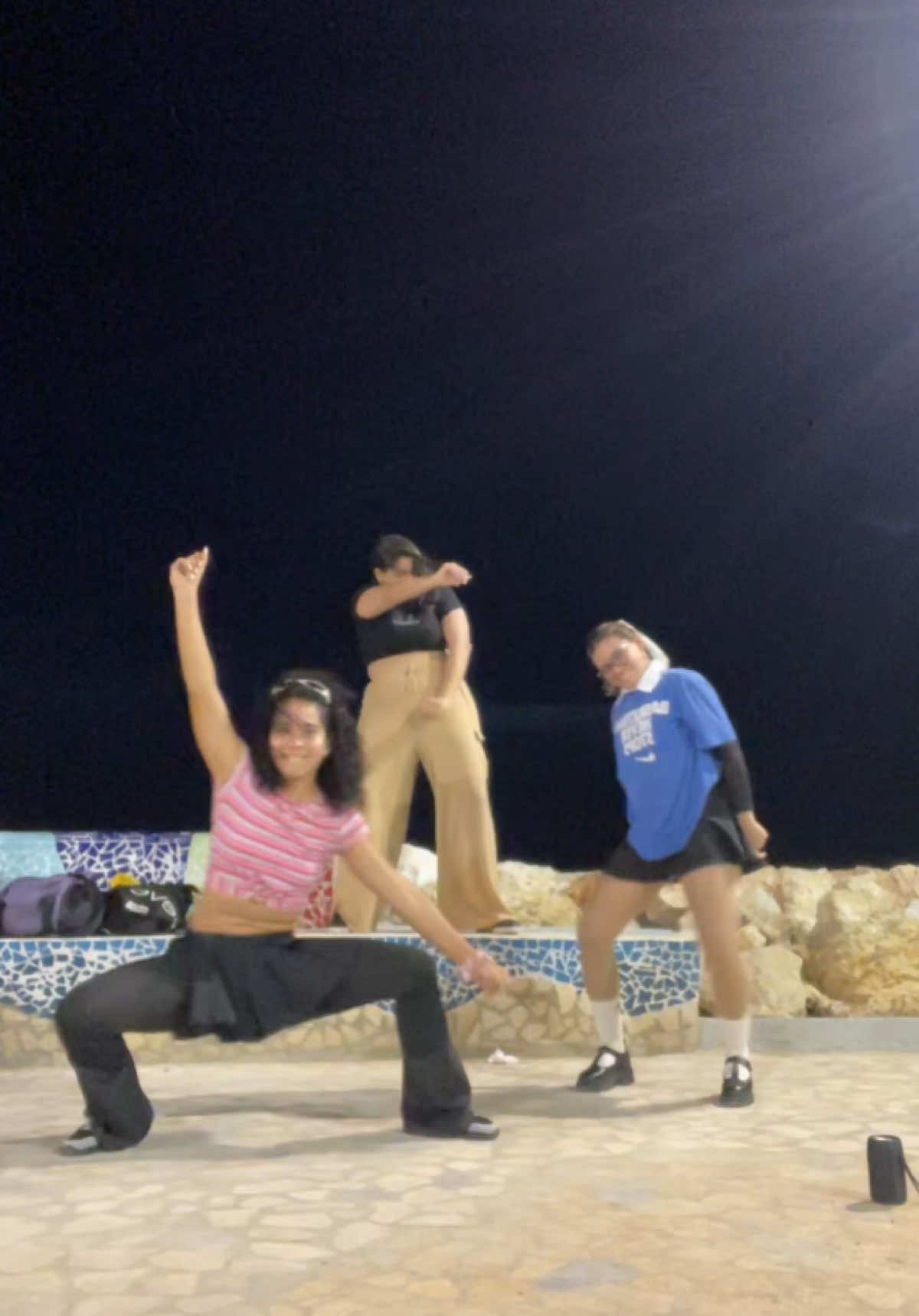 @dystopia dance team 💚