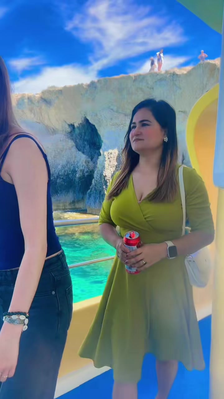 @simran👩🏻🦰