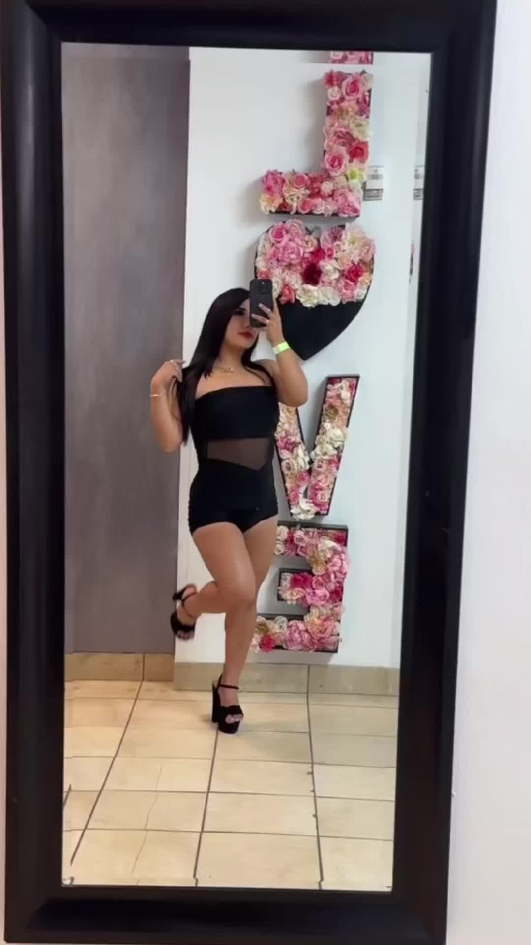 @Lorenita Martinez 🌻
