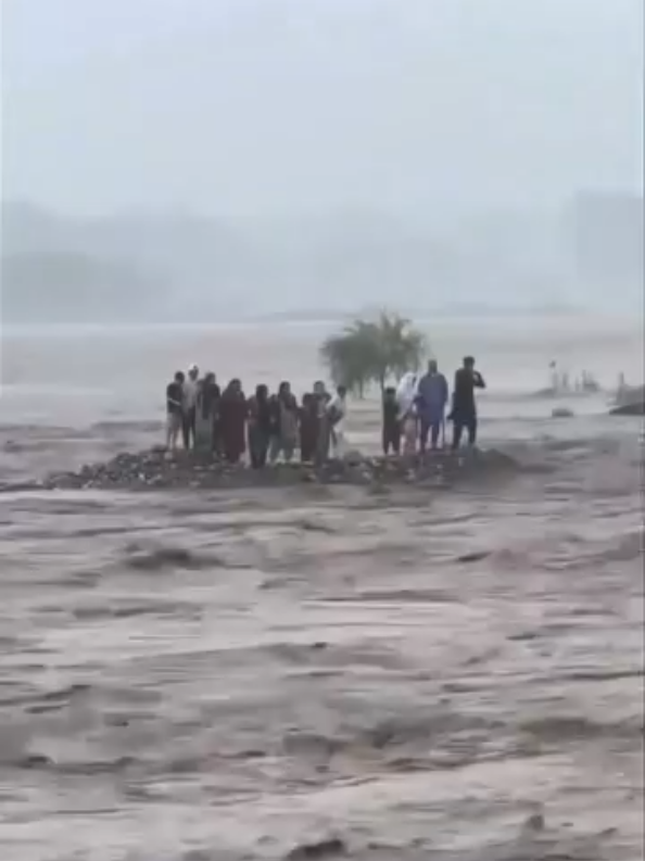 @غیرملکی