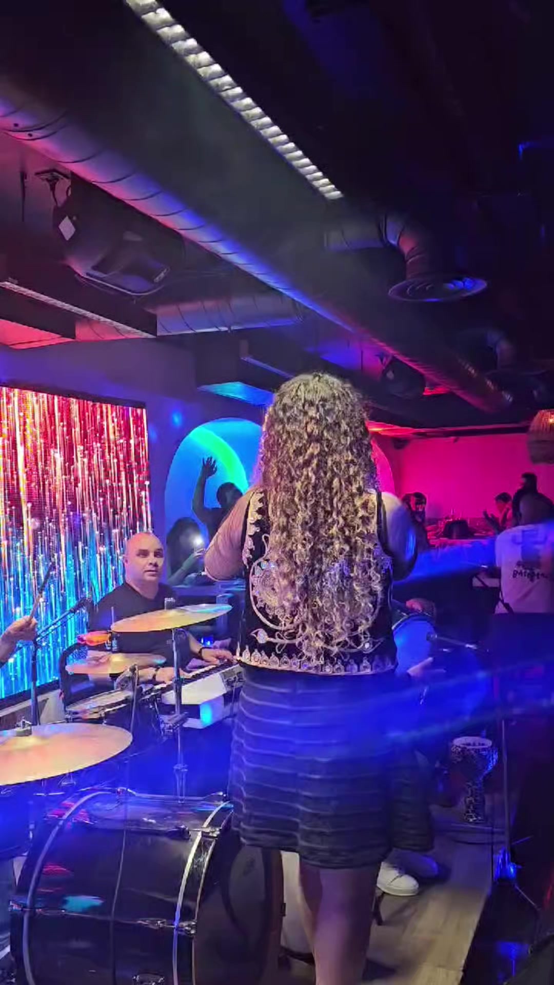 @sυzαи🎤
