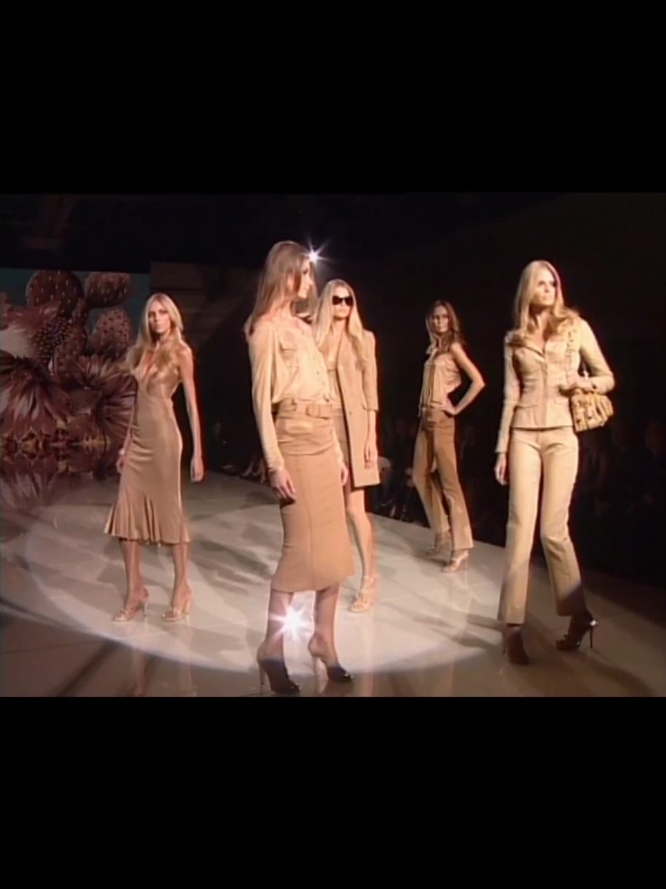 @Supermodel Walk