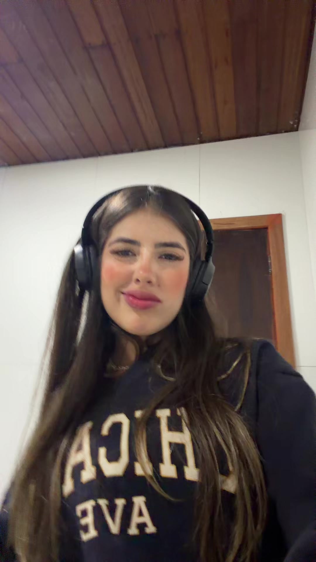 @Lo