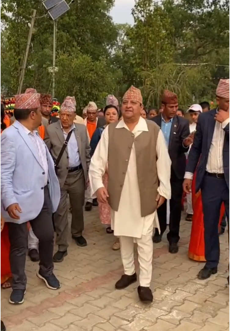 @हिमानी शाह