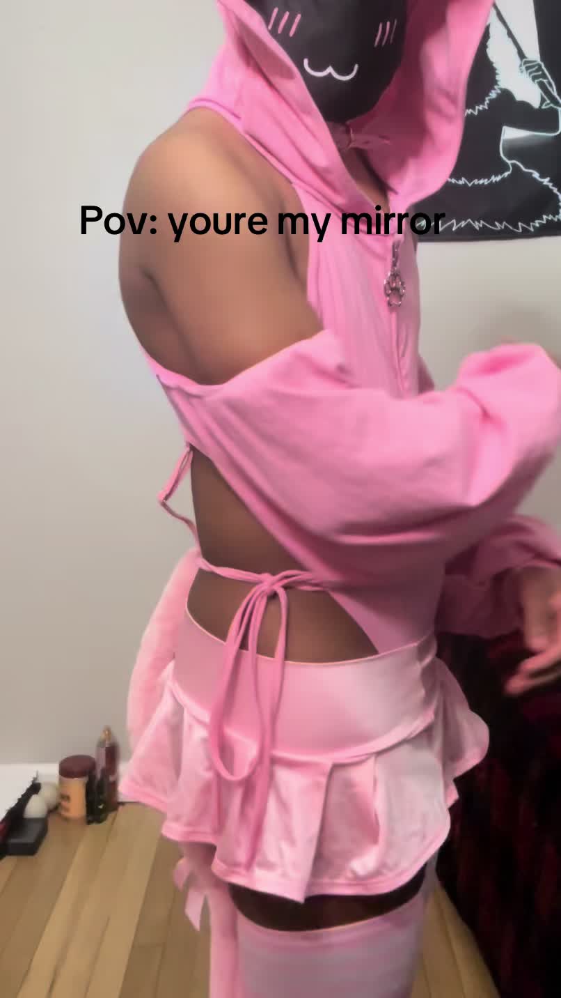 @NickyPanda