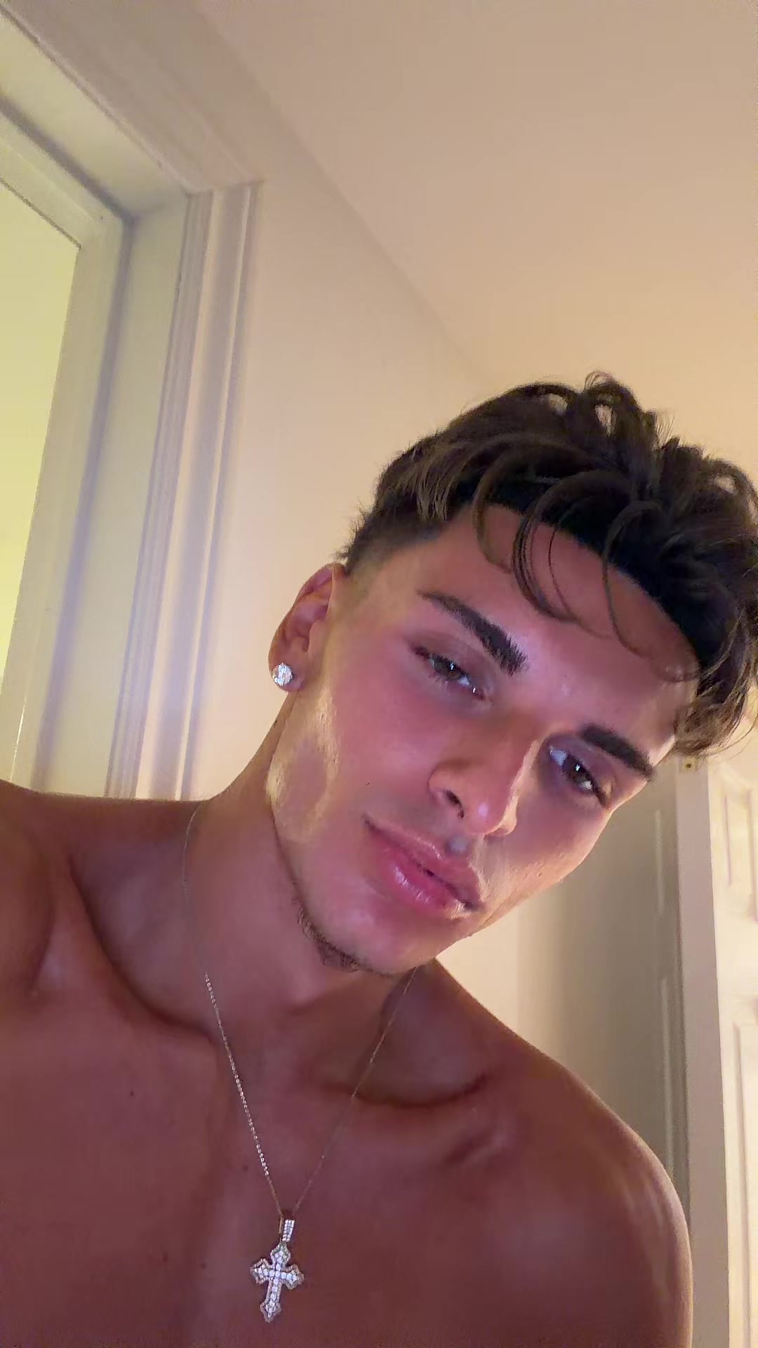 @chris.nikoo