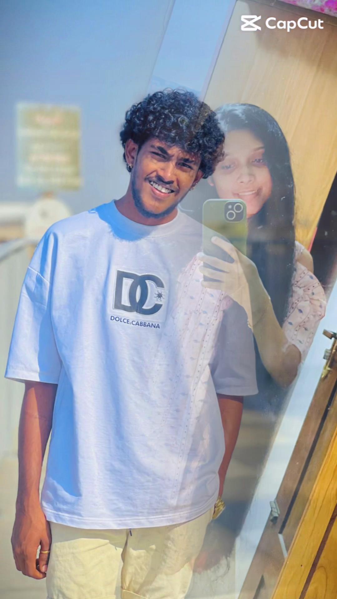@Vihagi 🧚♀🌹