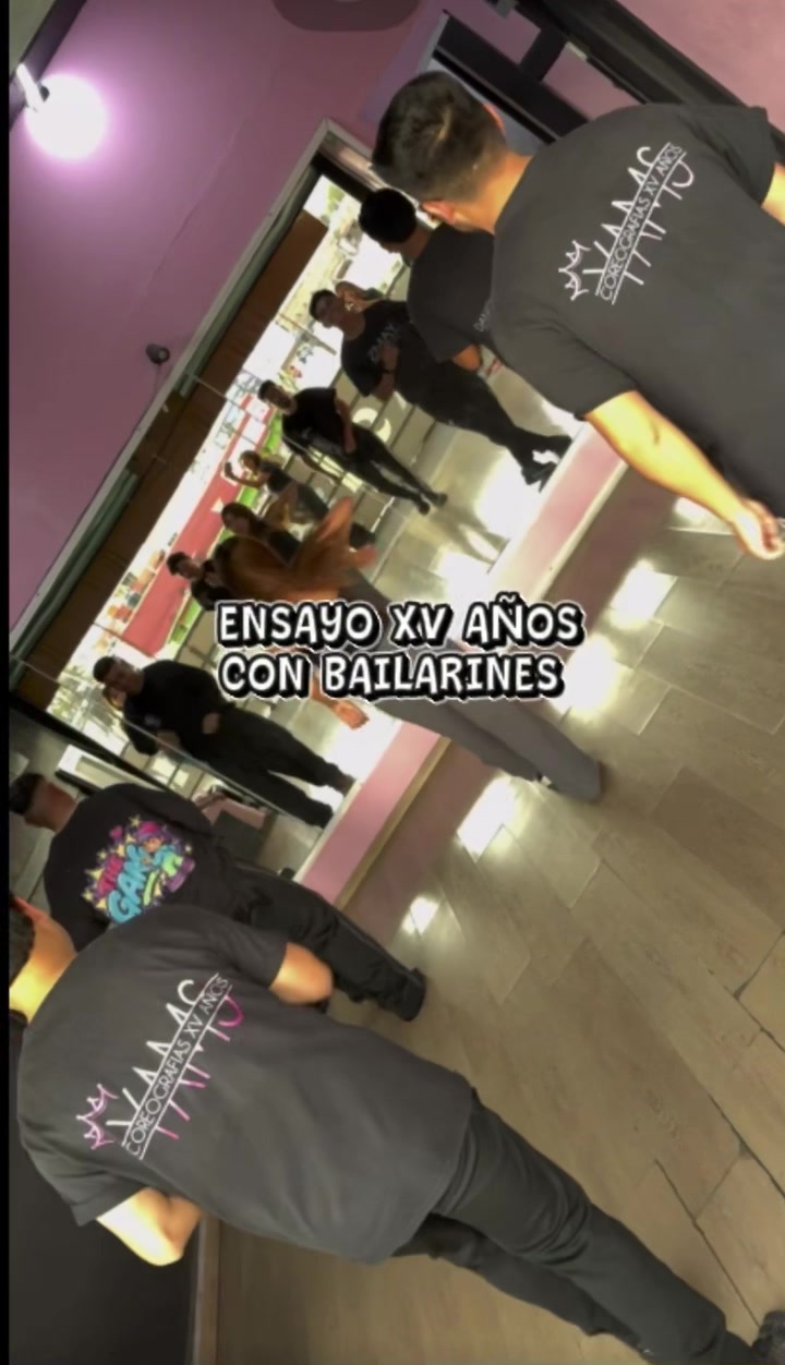 @Escuela de Baile YAMS 💜🌟