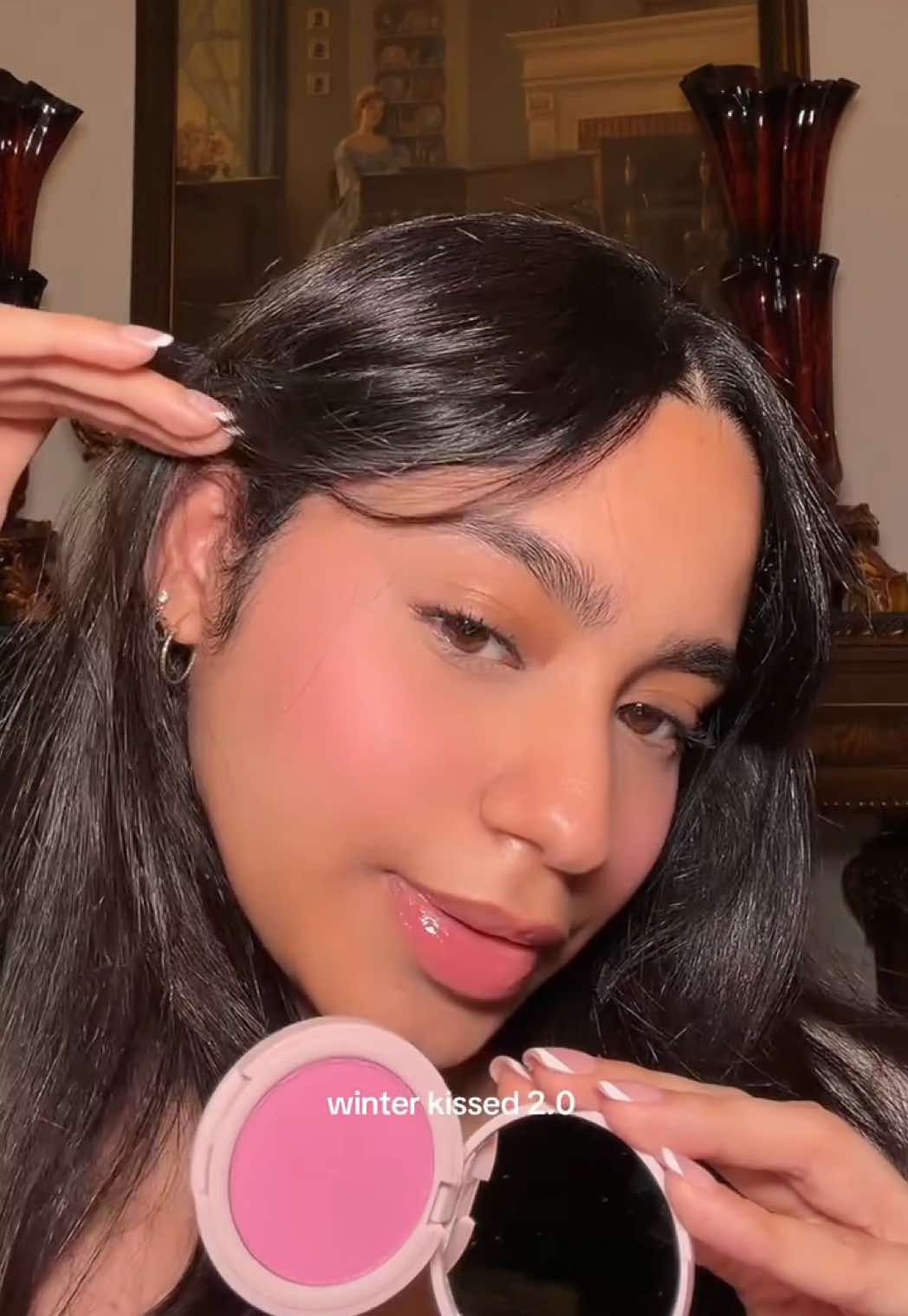 @Erika 🦢 &bull; Beauty Creator